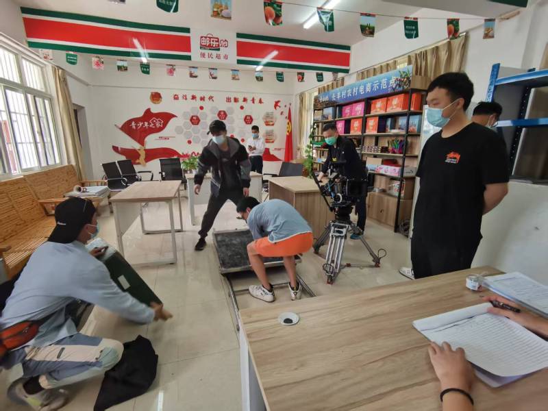 肇东市广告片拍摄公司：极简主义践行者，少即是多的视觉哲学